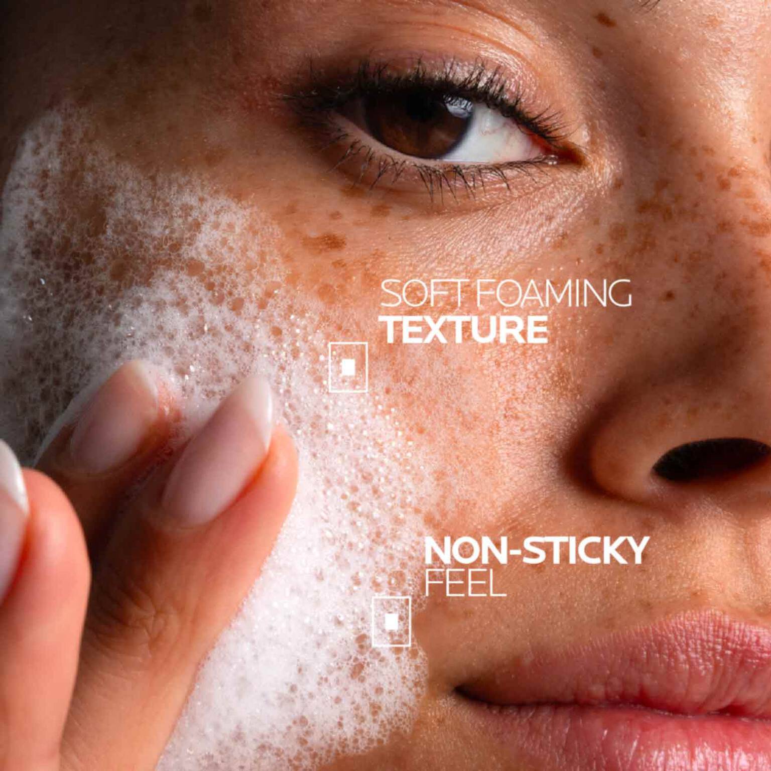 effaclar-supramolecular-oil-and-pores-jelly-cleanser-l9 Supramolecular-Cleanser_D2C-ATF-Texture_1500x1500.jpg